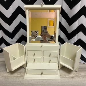 Pottery Barn Teen Ultimate Beauty Vanity